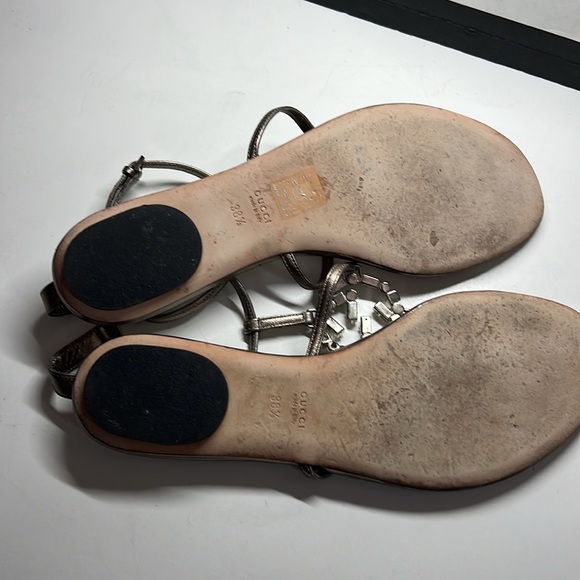 Gucci Gold Metallic Leather Crystal Embellished Thong Flat Sandals US 8.5 EU37.5 - Picture 14 of 16